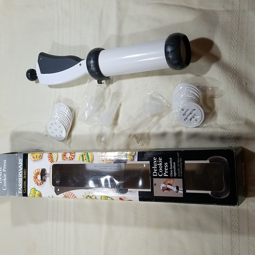 Vintage Farberware Classic series Deluxe Cookie press TYBB22
